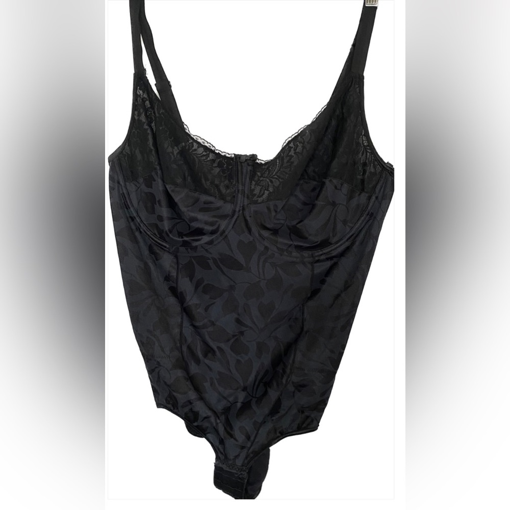 Vanity Fair BLK Body Shaper, 40D *P1011